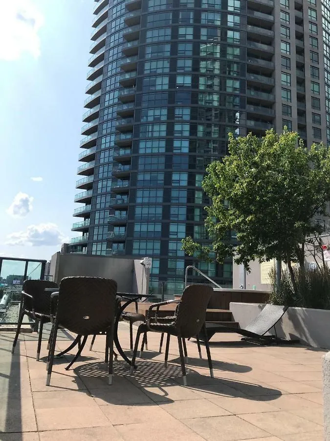 Executive 1 Bedroom Condo Sleeps 2 Toronto