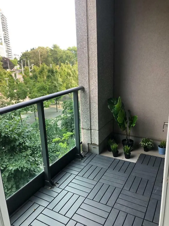 Executive 1 Bedroom Condo sleeps 4 Toronto 0*,