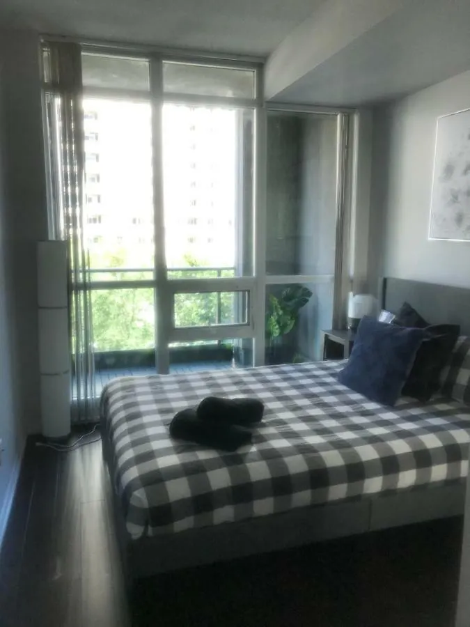 Executive 1 Bedroom Condo Sleeps 2 Toronto