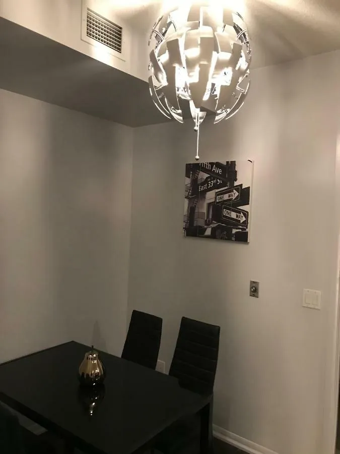 Executive 1 Bedroom Condo Sleeps 2 Toronto 0*,  Canada
