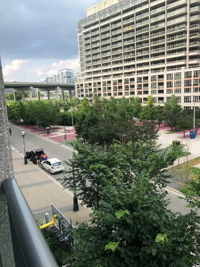Executive 1 Bedroom Condo Sleeps 2 Toronto Apartment