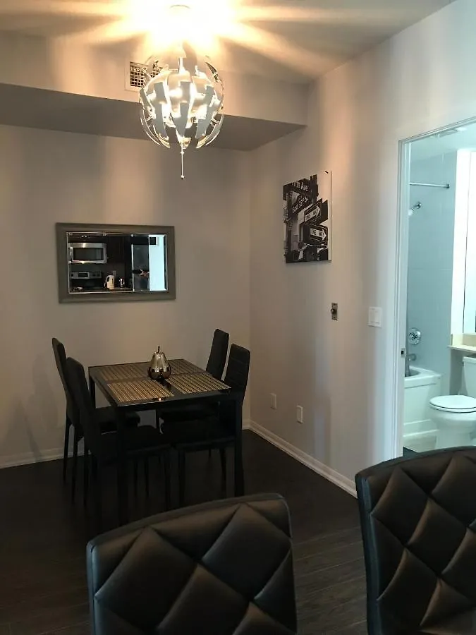 Executive 1 Bedroom Condo Sleeps 2 Toronto